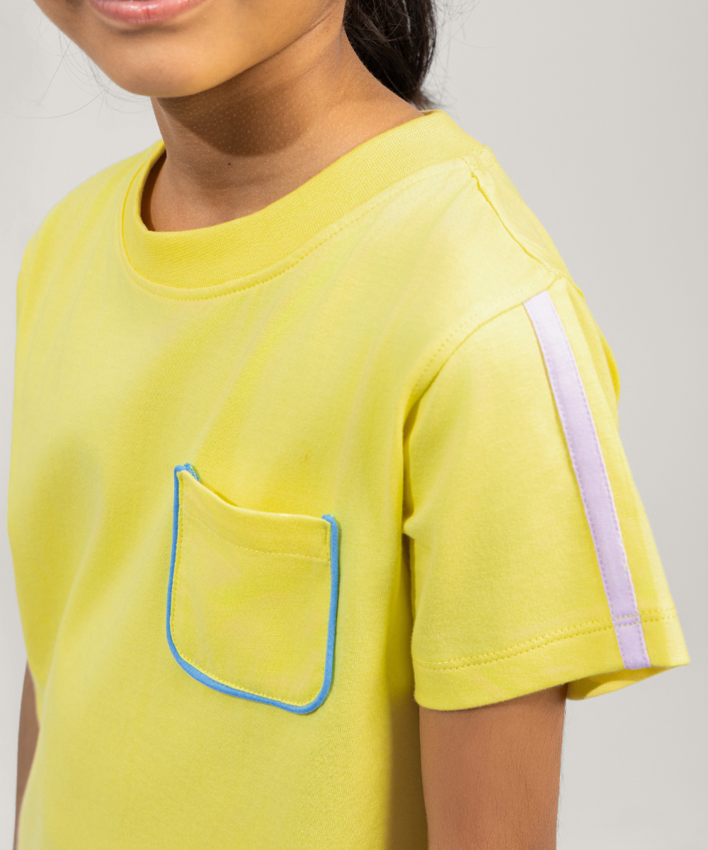 Brightbeat Unisex T-Shirt  - Ray FLower